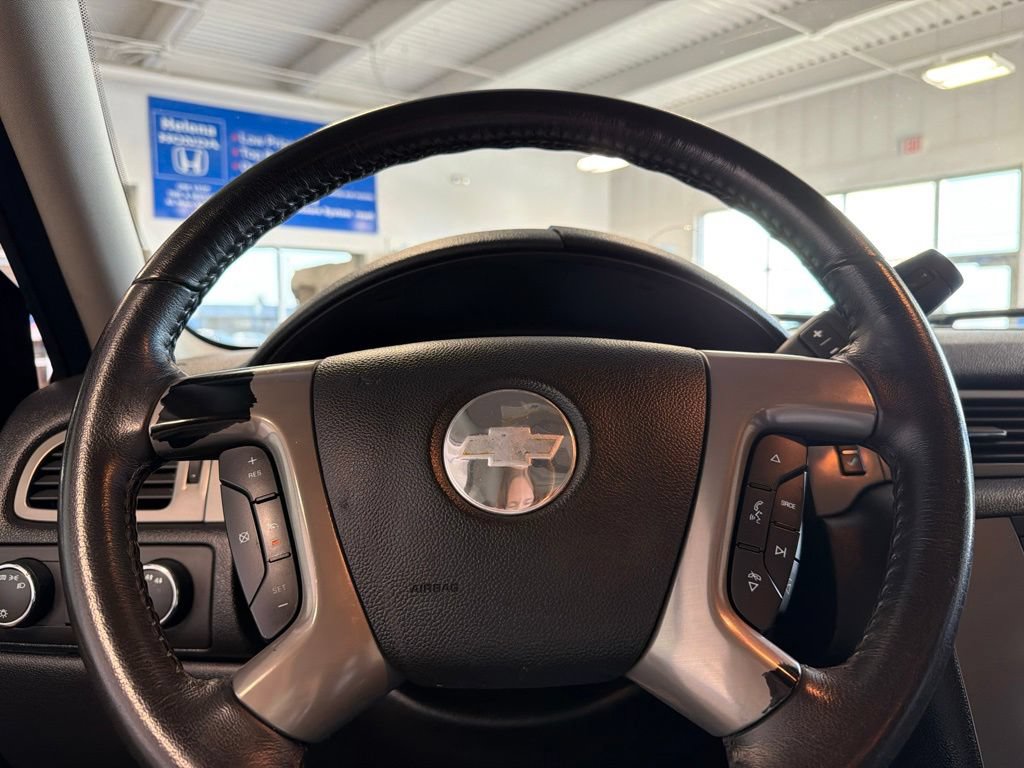 Used 2011 Chevrolet Suburban LT AWD/4WD image 18