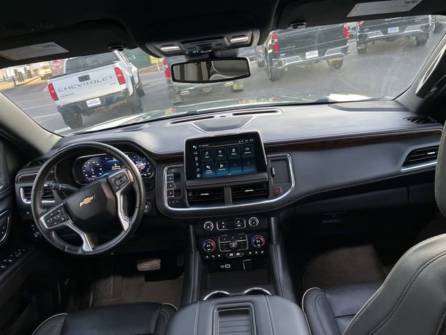 Used 2023 Chevrolet Suburban Premier image 34