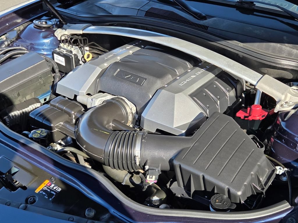 Used 2015 Chevrolet Camaro SS w/ SS Performance Package RWD image 21
