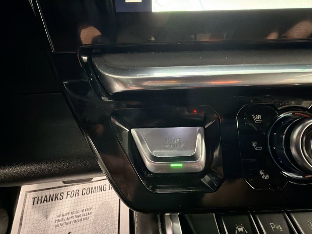 Used 2023 GMC Sierra 1500 Denali Ultimate image 17