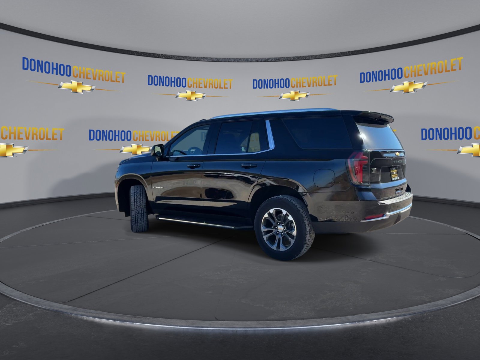 New 2026 Chevrolet Tahoe LS image 9