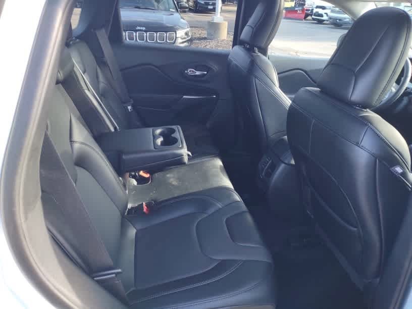 Used 2022 Jeep Cherokee Latitude Lux w/ Sun & Sound Group AWD/4WD image 6