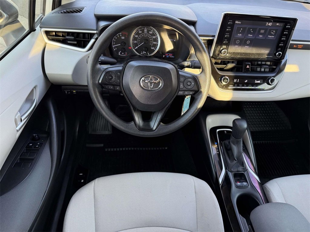 Used 2021 Toyota Corolla LE image 14