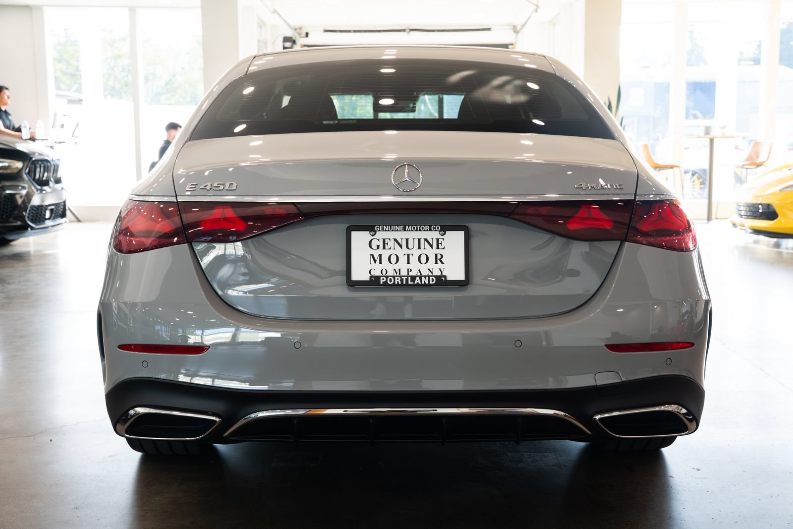 Used 2025 Mercedes-Benz E 450 4MATIC Sedan image 5