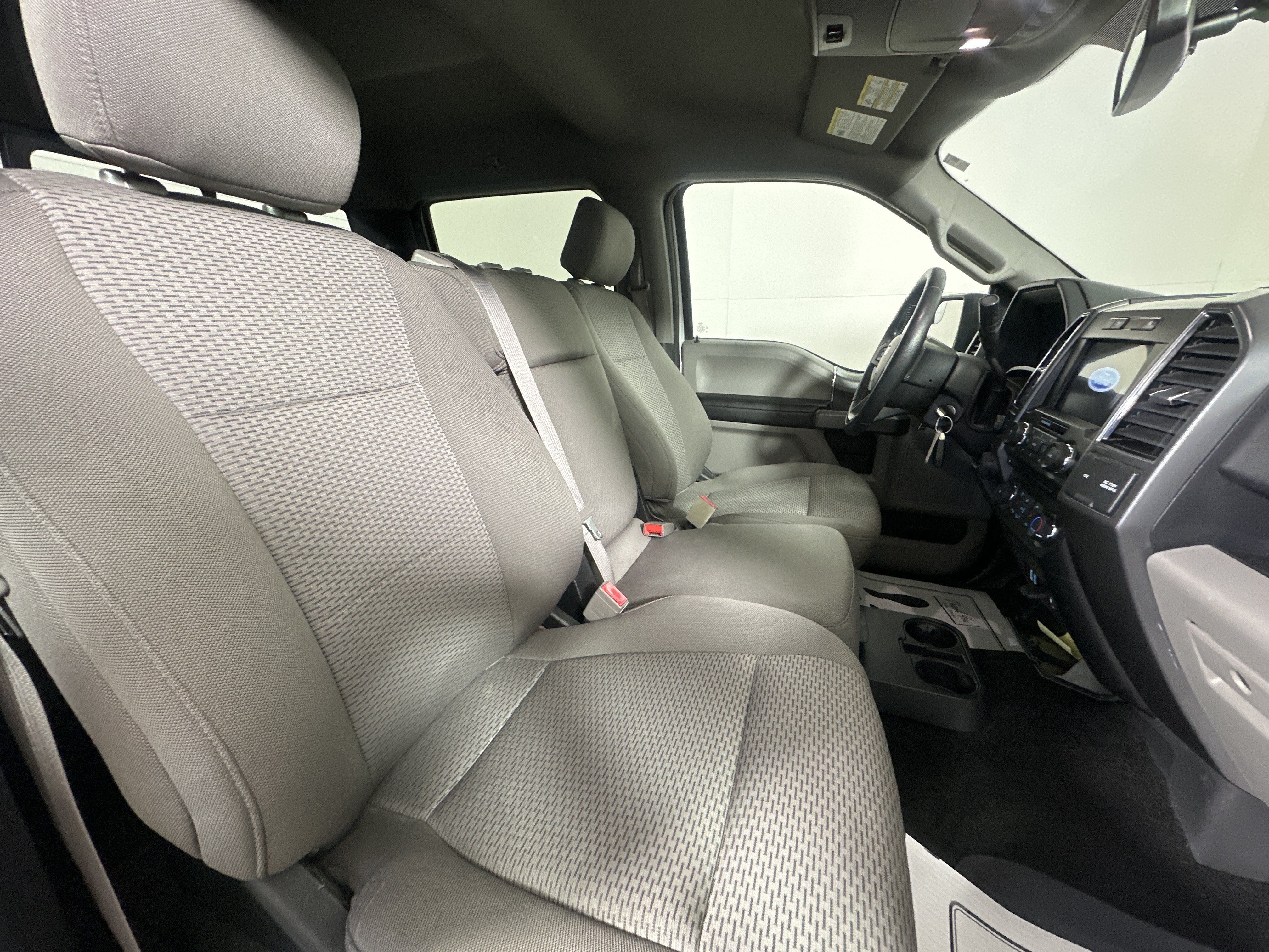 Used 2018 Ford F150 XLT w/ Equipment Group 302A Luxury AWD/4WD image 24