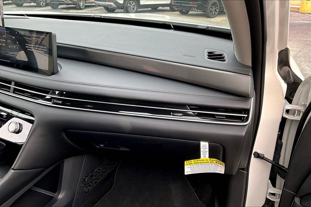 Certified 2025 INFINITI QX60 Luxe w/ Cargo Package image 21