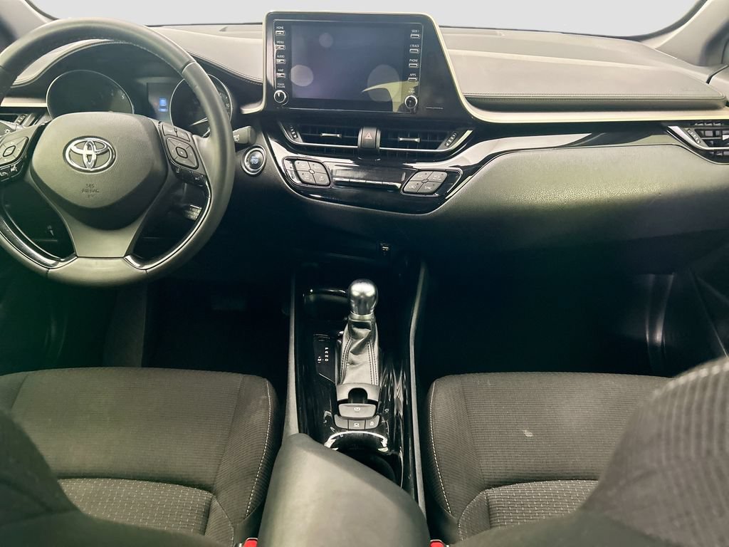 Used 2019 Toyota C-HR XLE FWD image 13