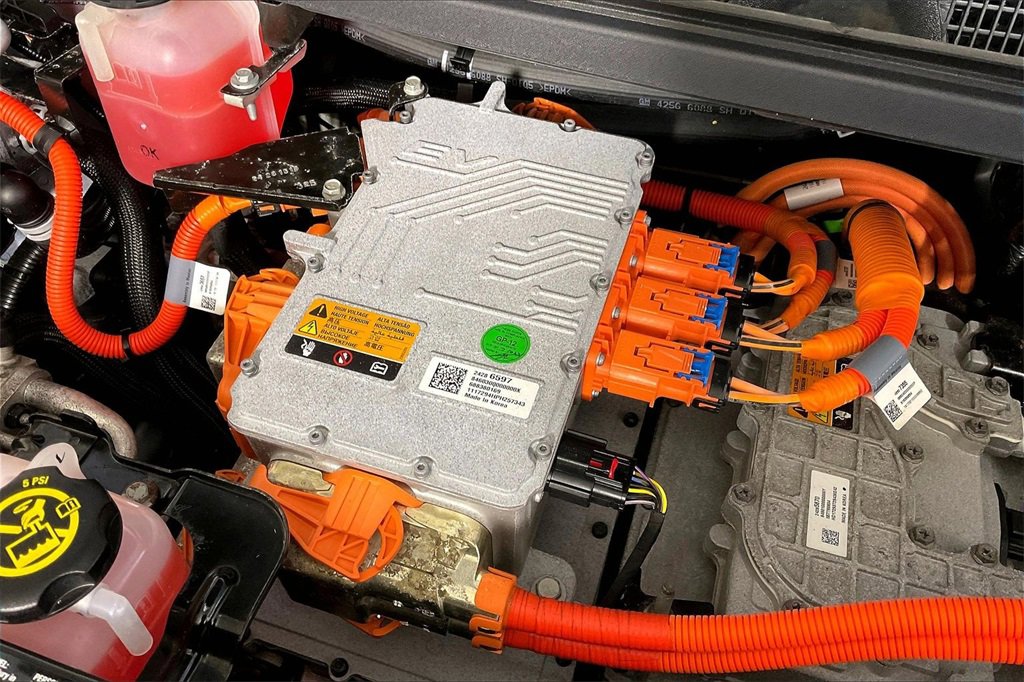 Used 2018 Chevrolet Bolt Premier w/ Driver Confidence II Package image 50