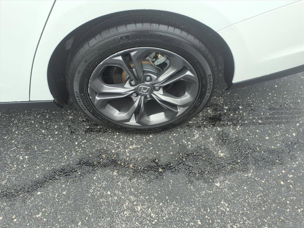 Used 2023 Honda Accord EX image 5