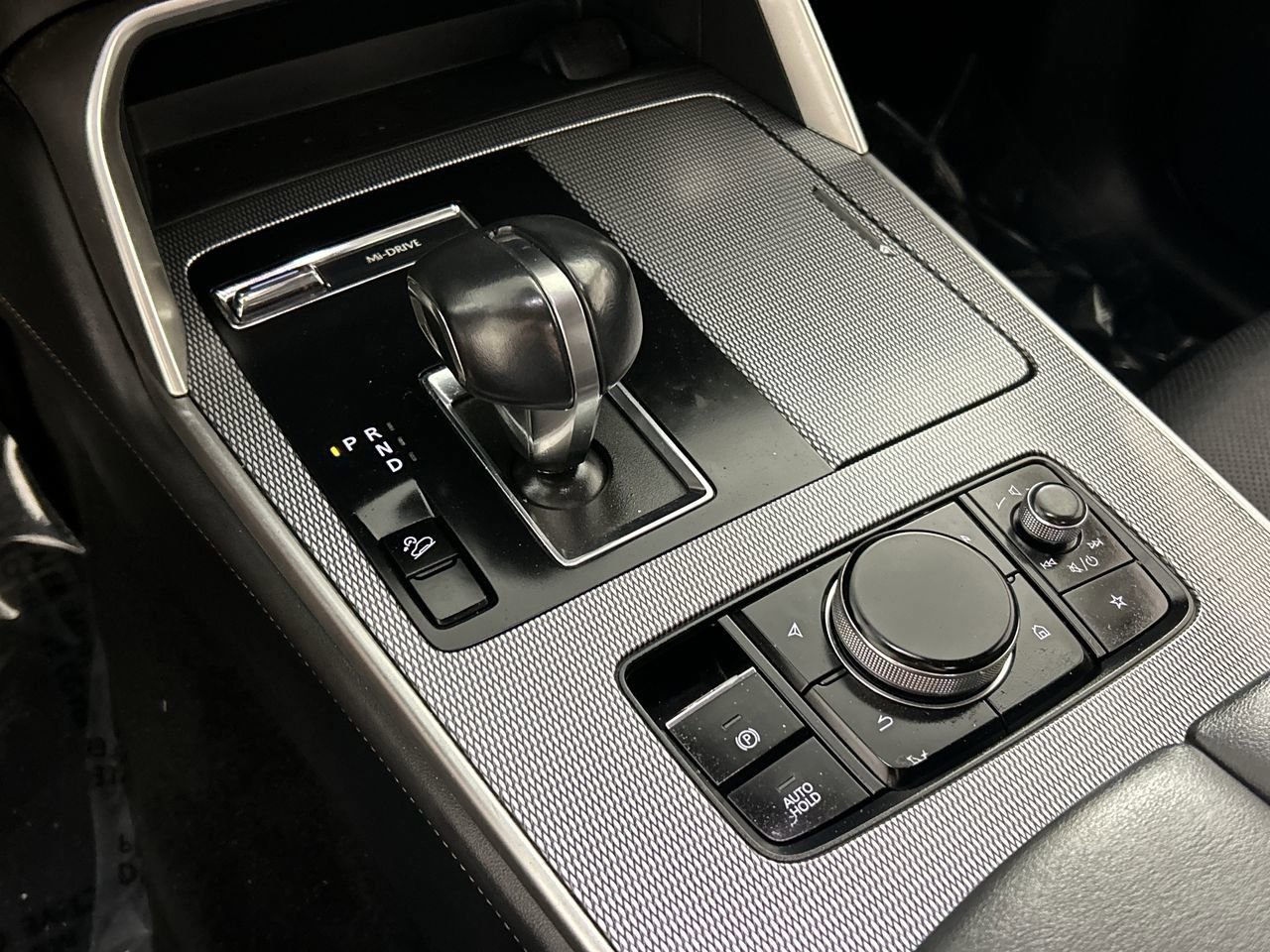 Used 2024 MAZDA CX-90 3.3 Turbo w/ Preferred Plus image 16