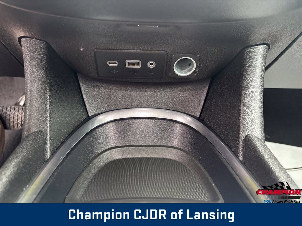 Used 2024 Chevrolet Malibu LT FWD image 33