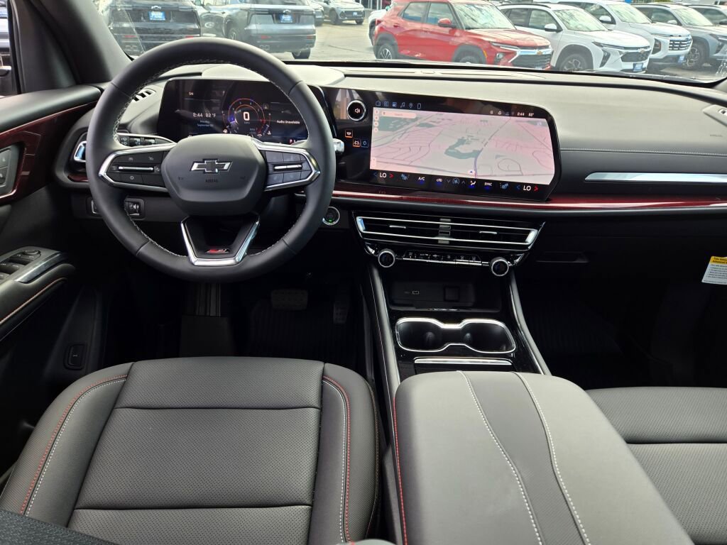 New 2026 Chevrolet Traverse Z71 w/ Driver Confidence Package image 17