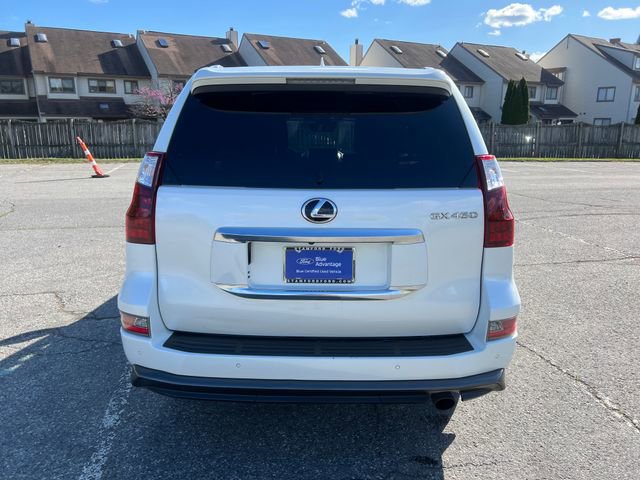Used 2022 Lexus GX 460 Luxury w/ Sport Design Package AWD/4WD image 10