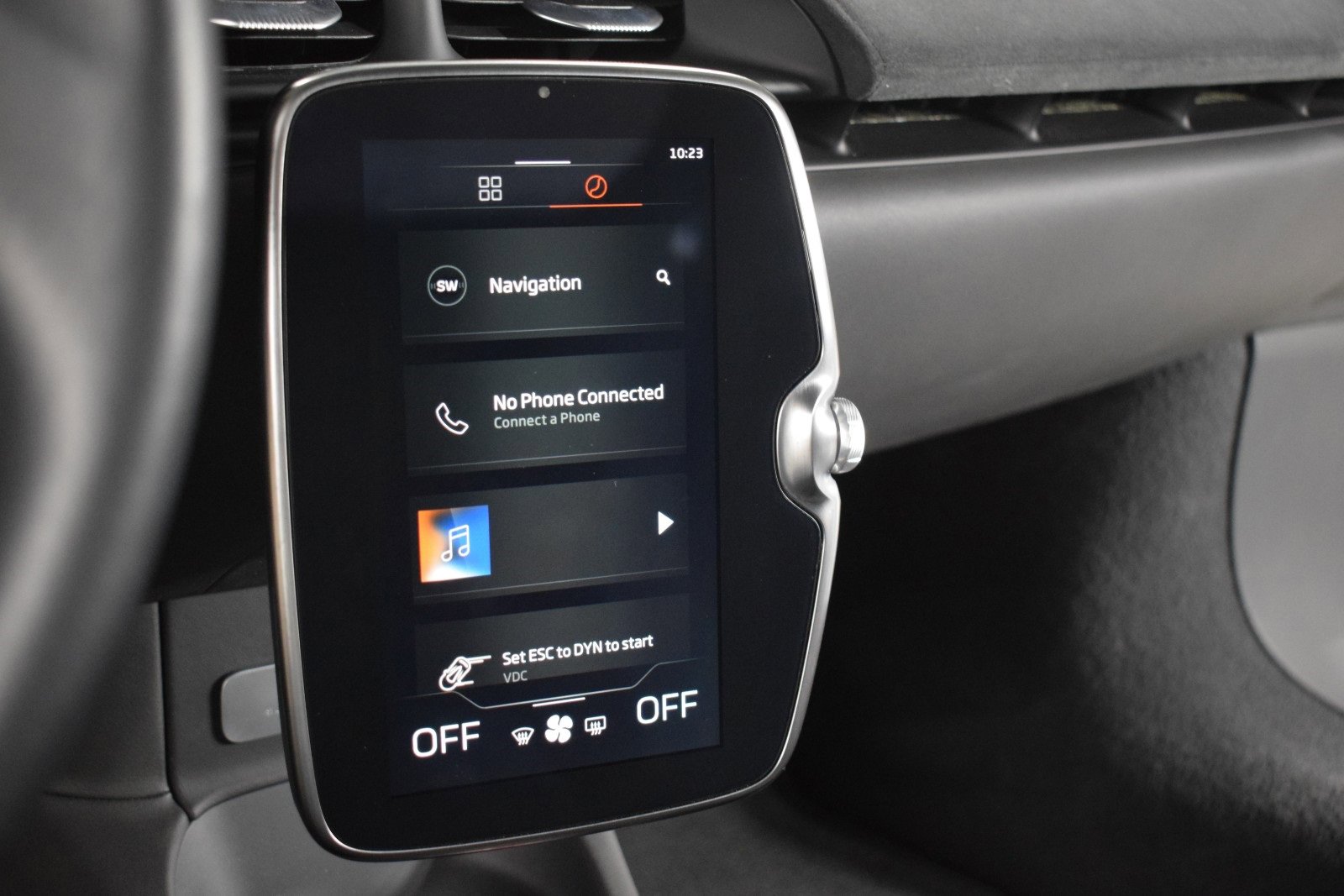 Used 2023 McLaren Artura image 26