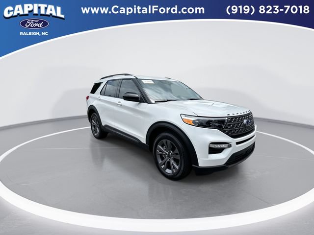 Certified 2023 Ford Explorer XLT w/ Equipment Group 202A AWD/4WD image 2
