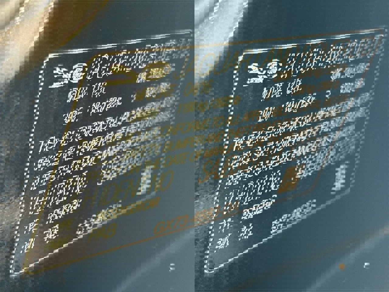 Used 2017 Jaguar XF Premium image 34