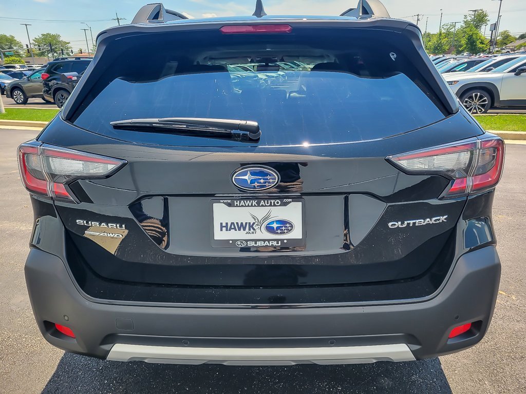 Used 2025 Subaru Outback Limited image 5