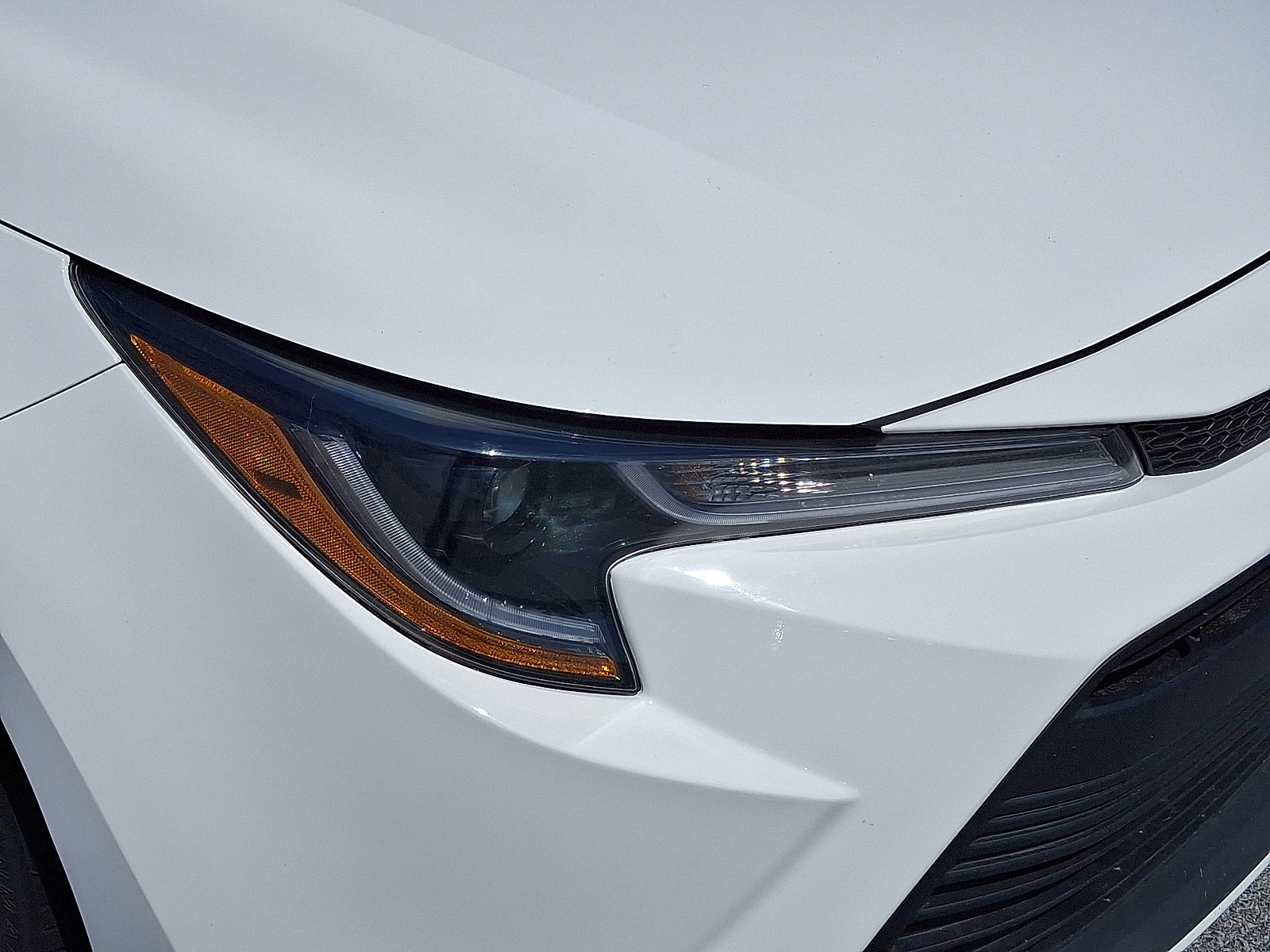 Used 2023 Toyota Corolla LE FWD image 10