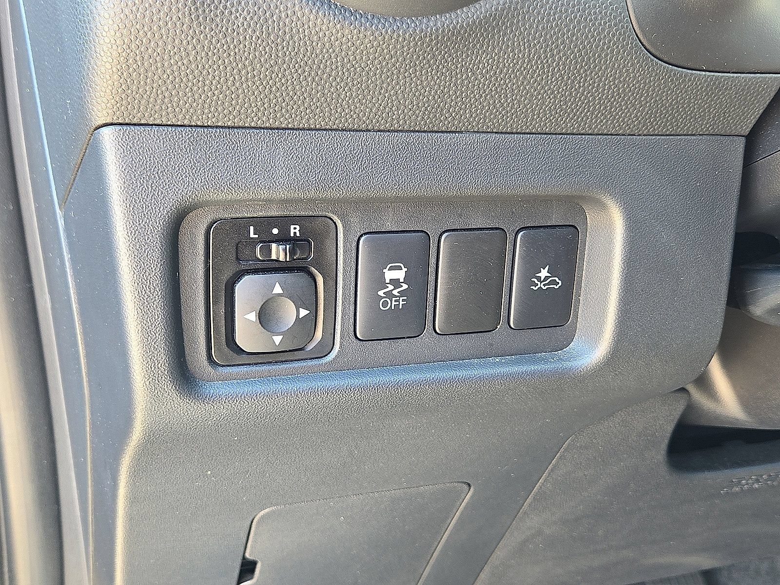 Used 2024 Mitsubishi Mirage ES FWD image 24