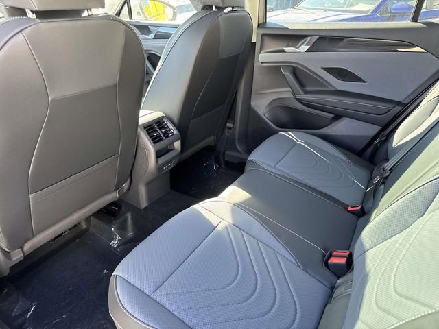New 2026 Volkswagen Tiguan SE FWD image 10