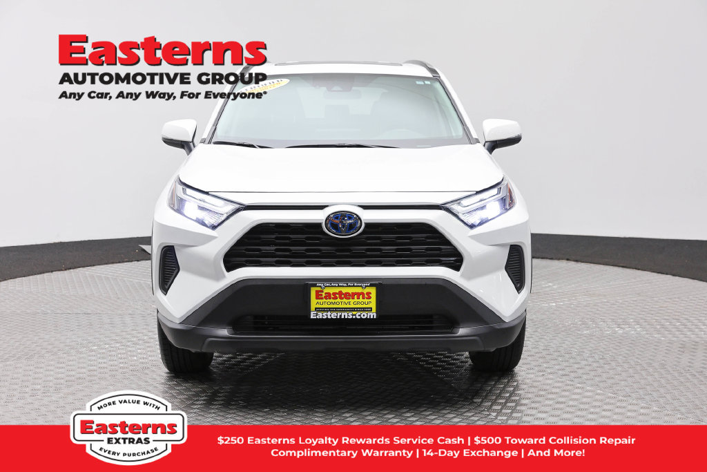 Used 2024 Toyota RAV4 XLE w/ Convenience Package AWD/4WD image 3
