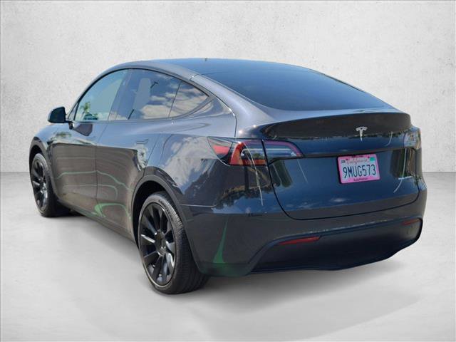 Used 2024 Tesla Model Y Long Range AWD/4WD image 8