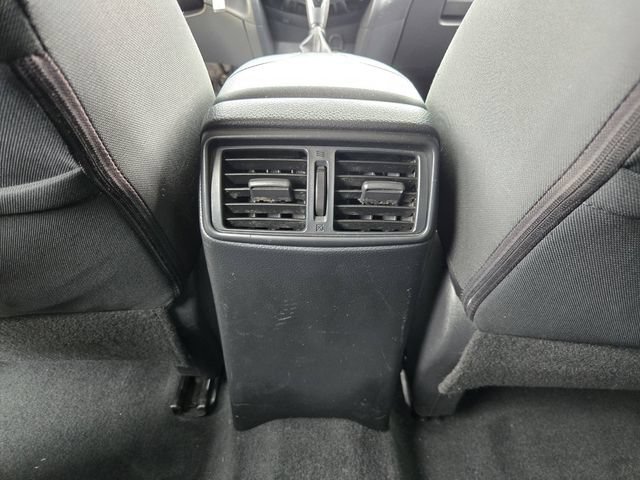 Used 2019 Nissan Rogue S FWD image 11