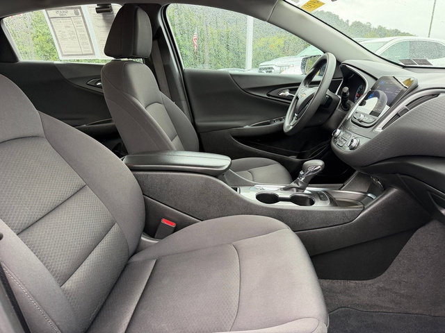 Used 2023 Chevrolet Malibu LT FWD image 10