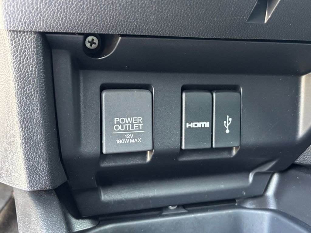 Used 2016 Honda Fit EX image 27