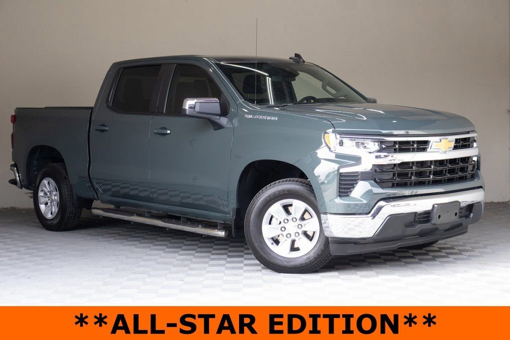 Used 2025 Chevrolet Silverado 1500 LT image 2