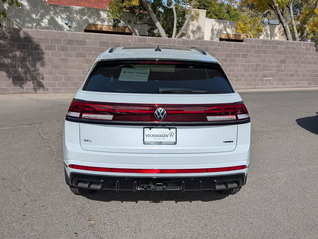 New 2026 Volkswagen Atlas Cross Sport SEL R-Line image 5