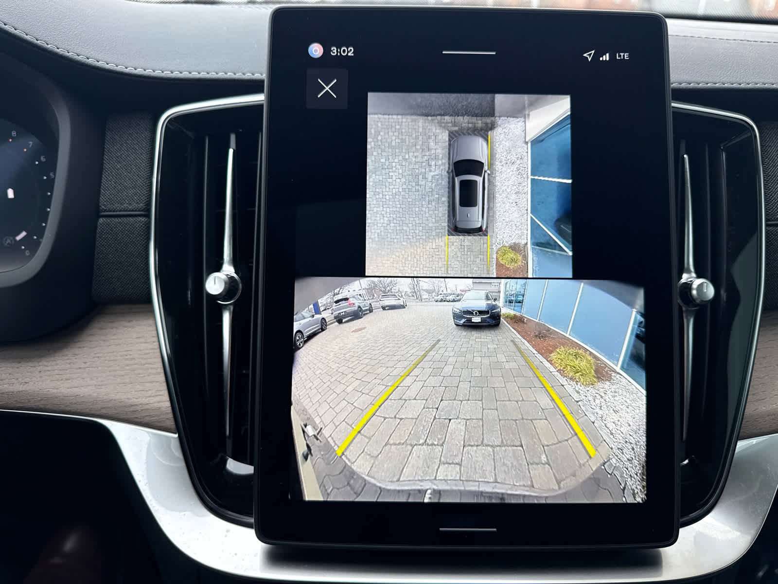 Used 2026 Volvo XC90 B6 Plus image 48