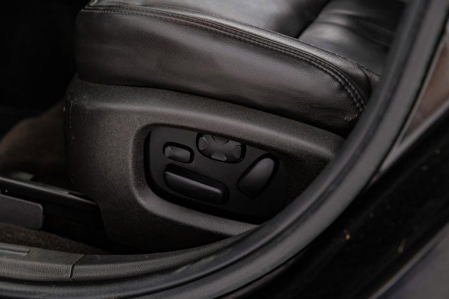 Used 2015 Lincoln MKS w/ Equipment Group 101A image 32