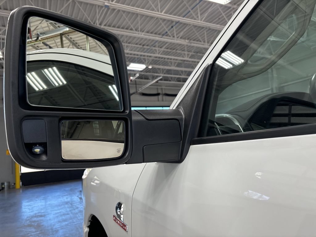 Used 2024 RAM 2500 Laramie AWD/4WD image 27