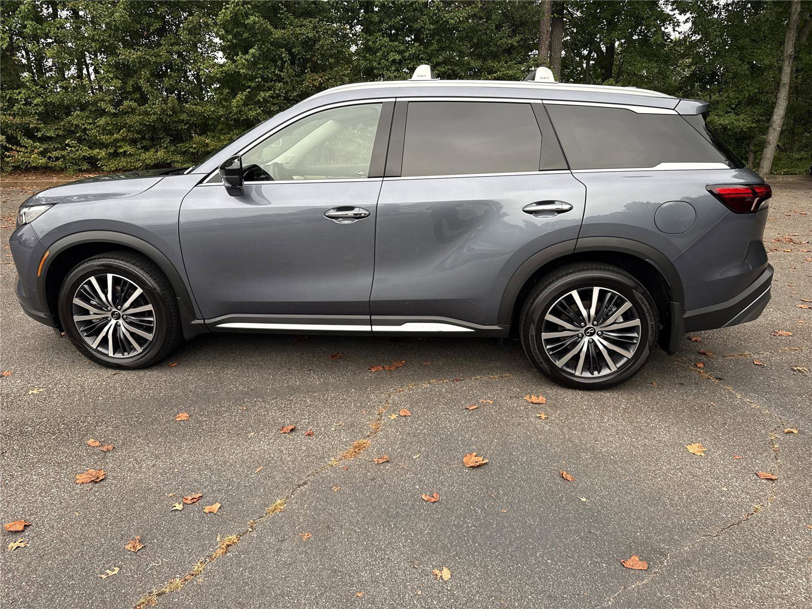 Used 2025 INFINITI QX60 Sensory w/ Vision Package image 33