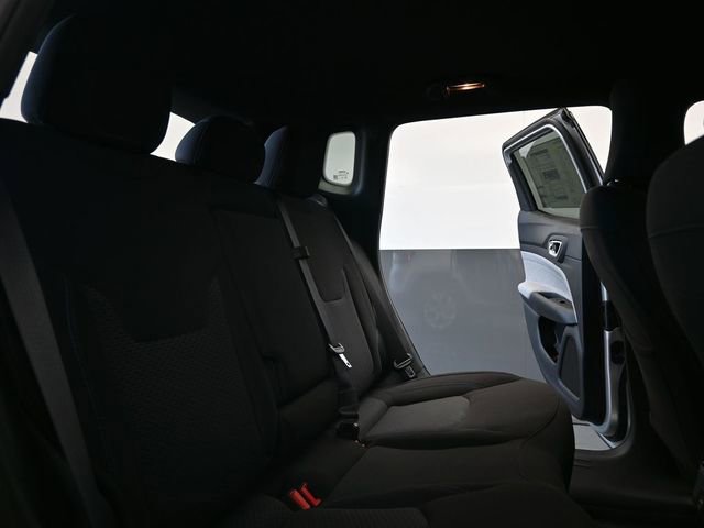 Used 2025 Jeep Compass Sport w/ Mopar Graphics Package AWD/4WD image 24
