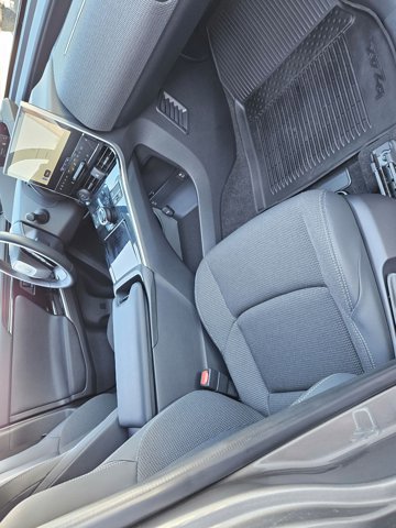 Used 2025 Toyota bZ4X AWD image 20