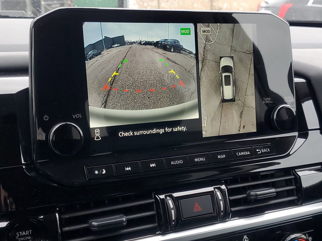 New 2025 Nissan Pathfinder SL image 21