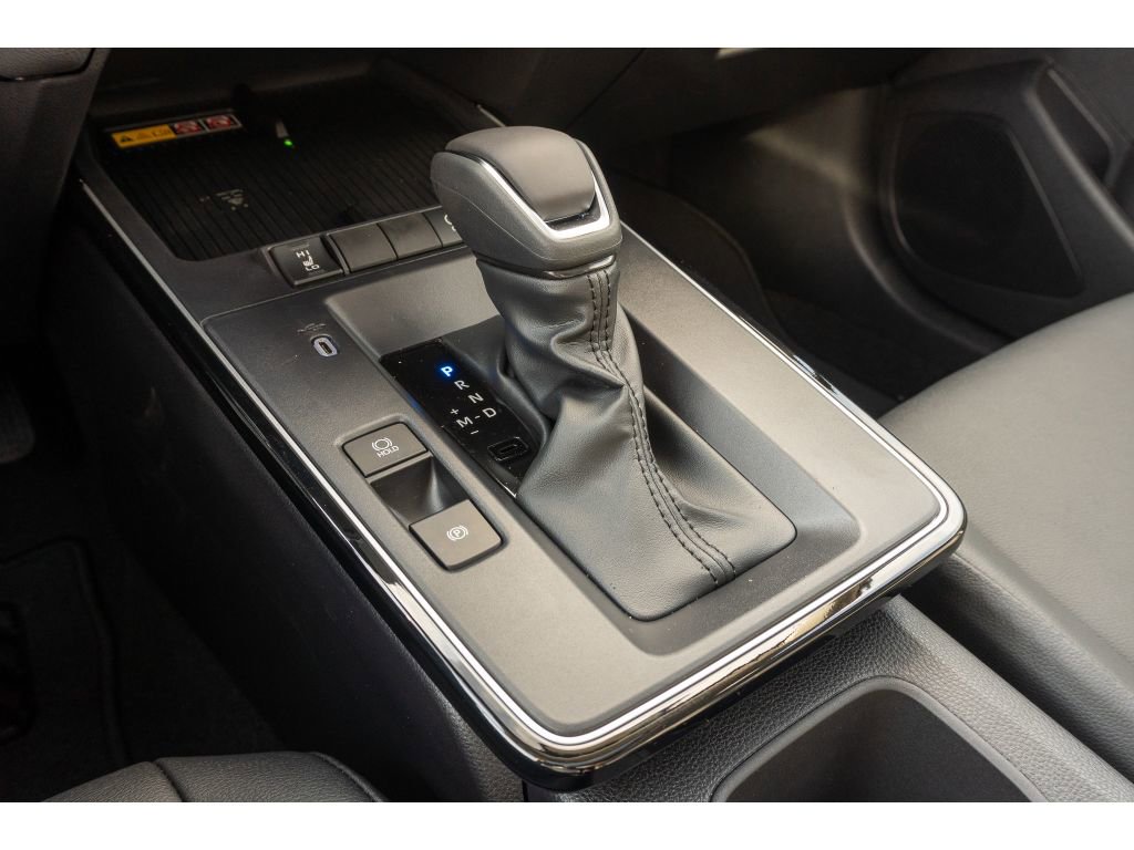 Used 2026 Toyota Corolla Cross XLE w/ Convenience Package image 27