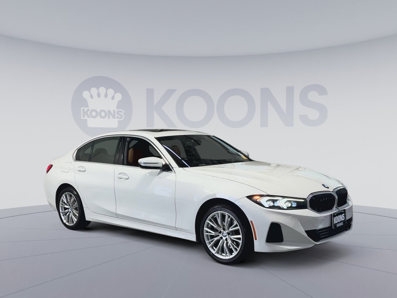Used 2024 BMW 330i xDrive Sedan w/ Convenience Package AWD/4WD image 2