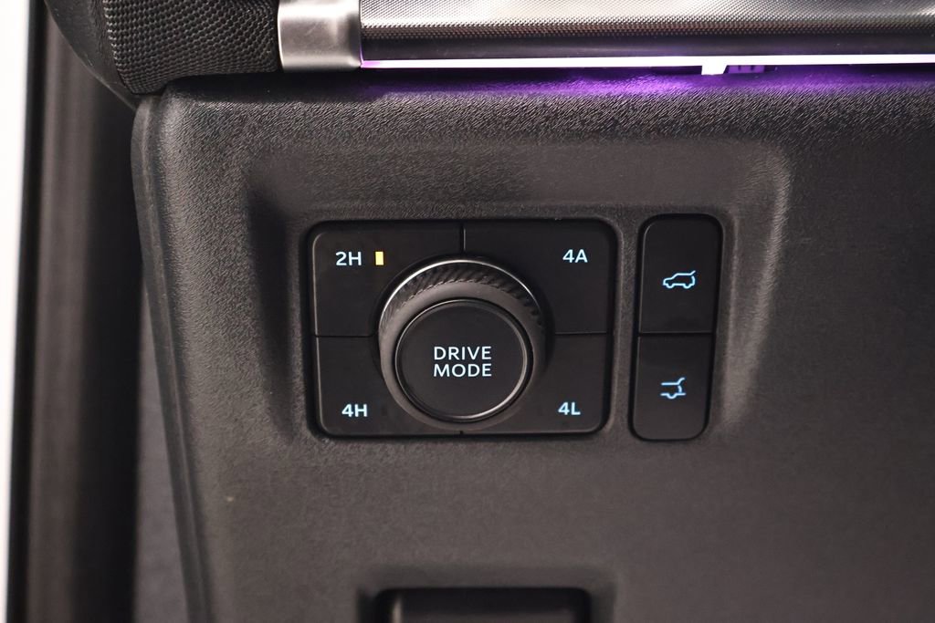 Certified 2025 Ford Expedition Max Platinum image 30