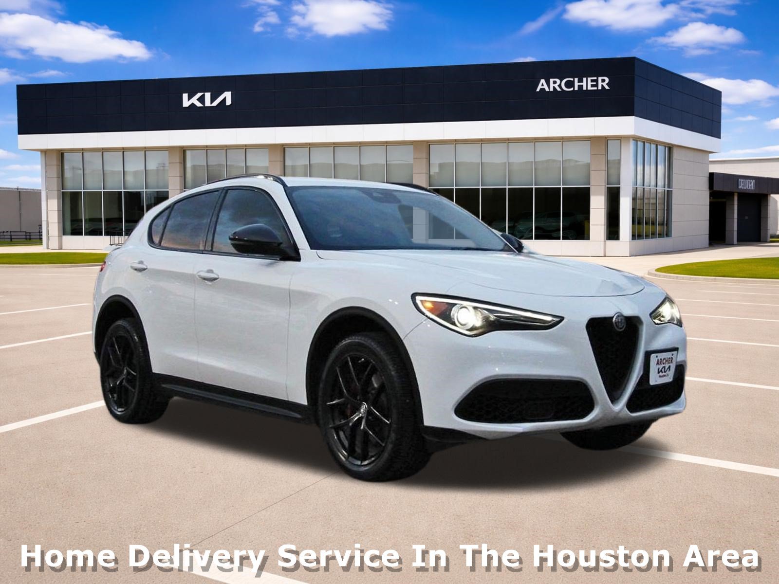 Used 2020 Alfa Romeo Stelvio w/ Nero Edizione