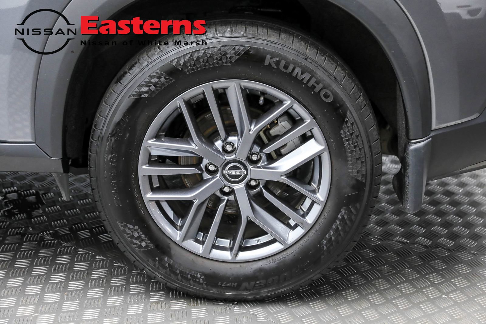 Used 2023 Nissan Rogue S image 8