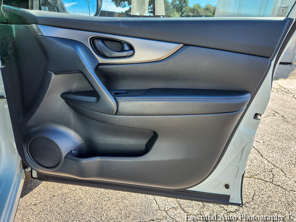 Used 2021 Nissan Rogue Sport S AWD/4WD image 19