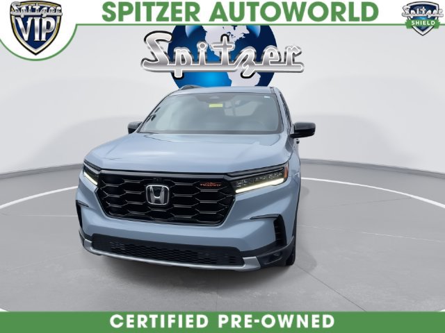 Used 2025 Honda Pilot TrailSport image 3
