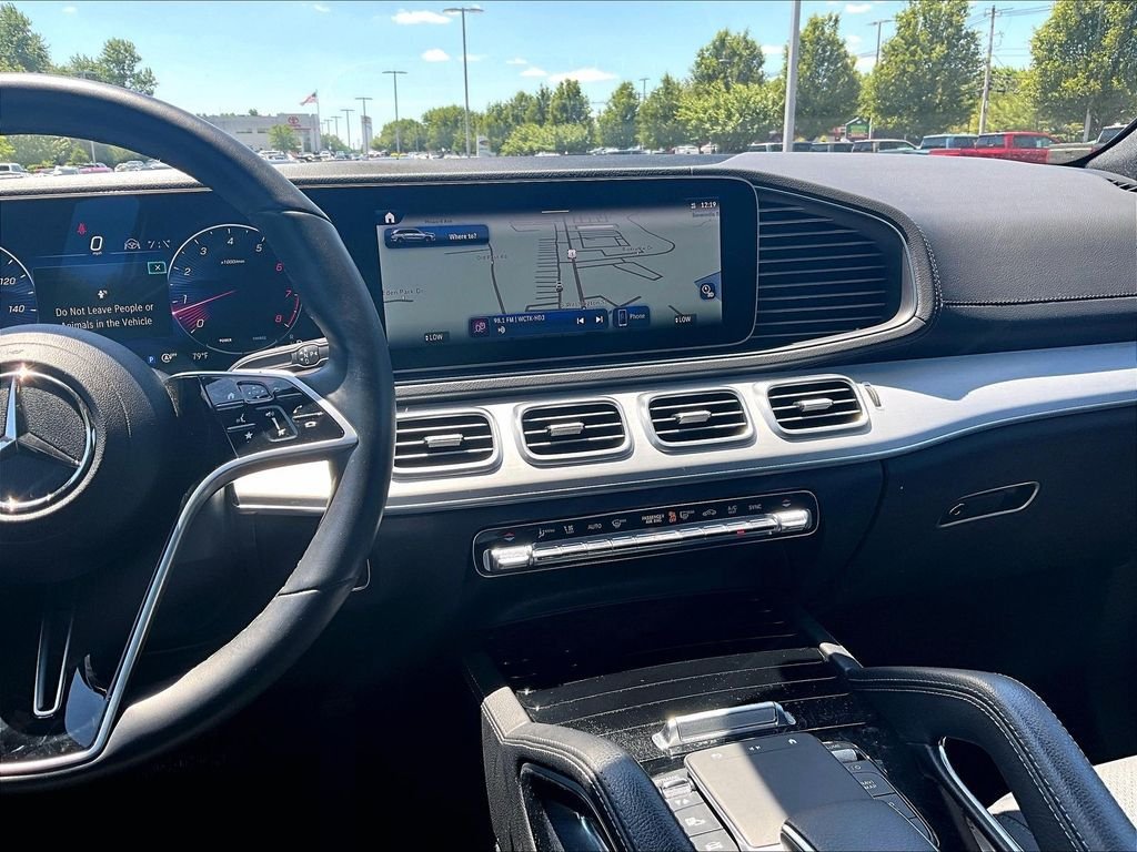 Used 2025 Mercedes-Benz GLS 450 4MATIC image 19
