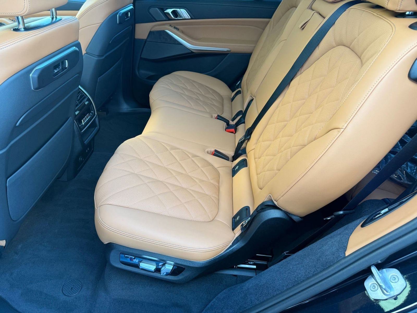 New 2026 BMW X7 xDrive40i w/ M Sport Package image 13