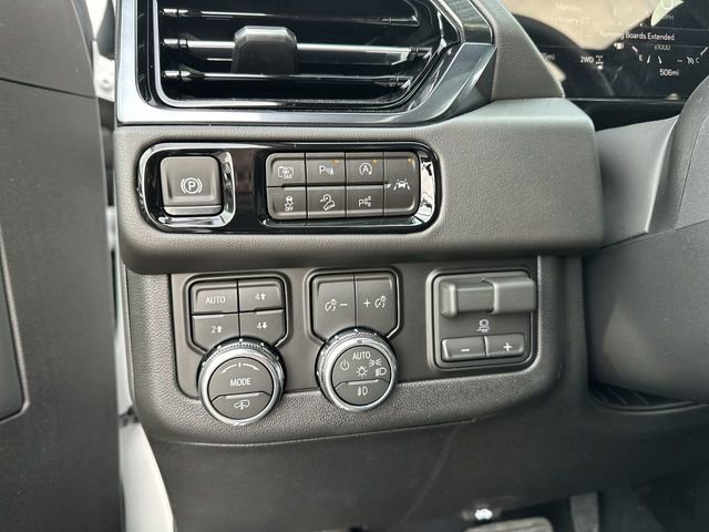 New 2026 GMC Yukon AT4 w/ AT4 Premium Plus Package image 18