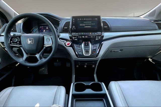 Certified 2022 Honda Odyssey Touring image 7