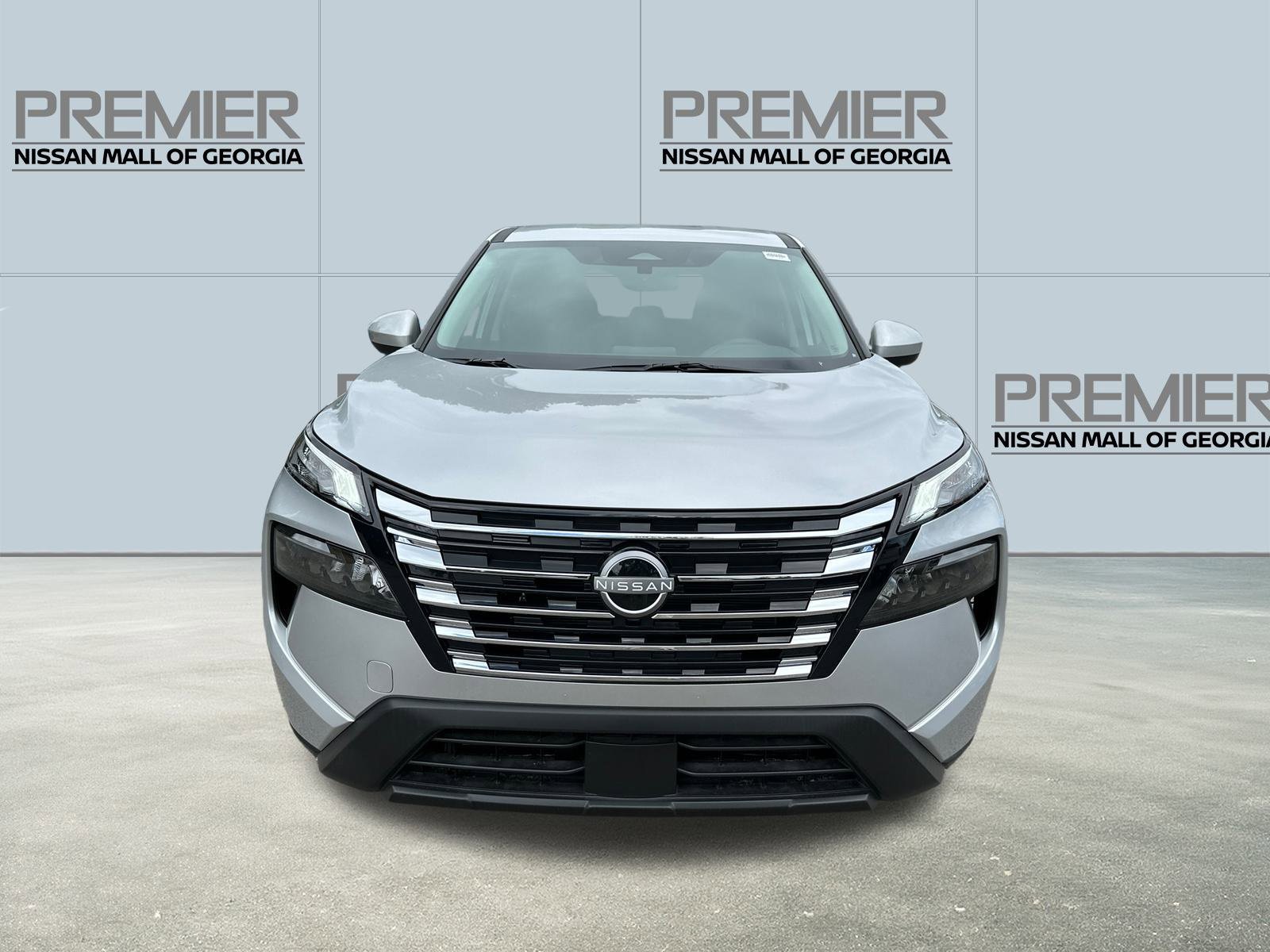 New 2025 Nissan Rogue SV image 2